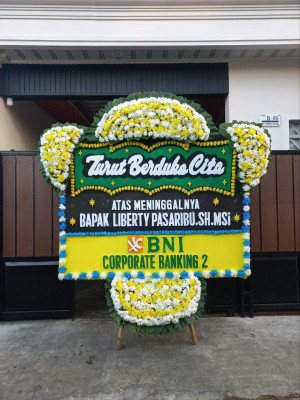 Papan Bunga Duka di Long Hubung